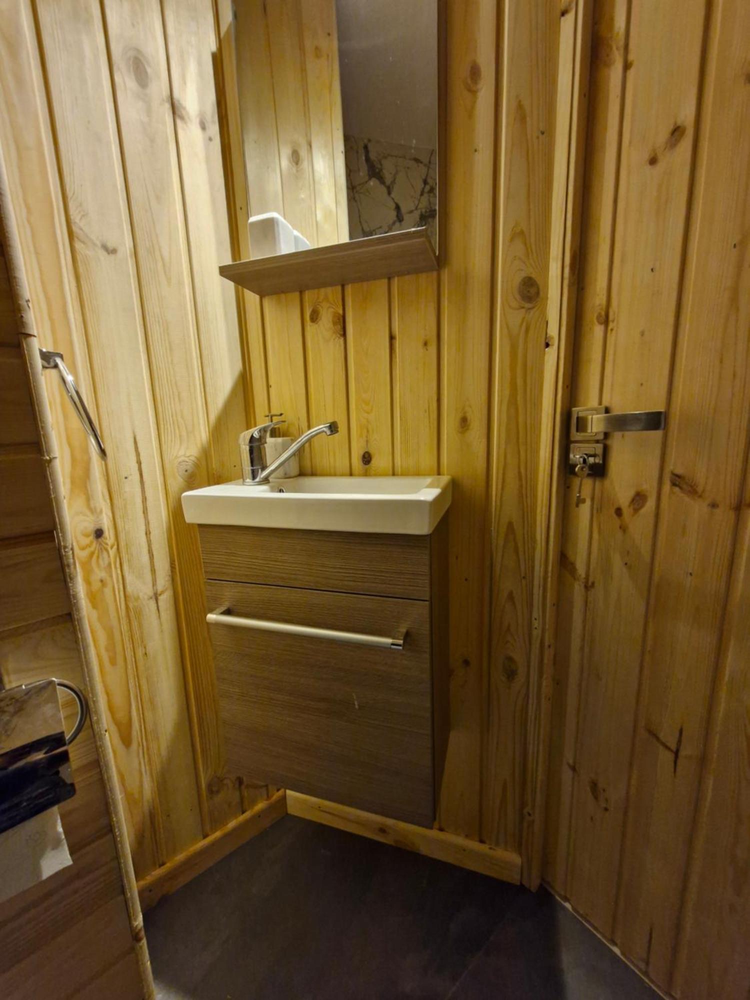 Cabana Din Padurea Valeni Vălenii de Munte Eksteriør billede